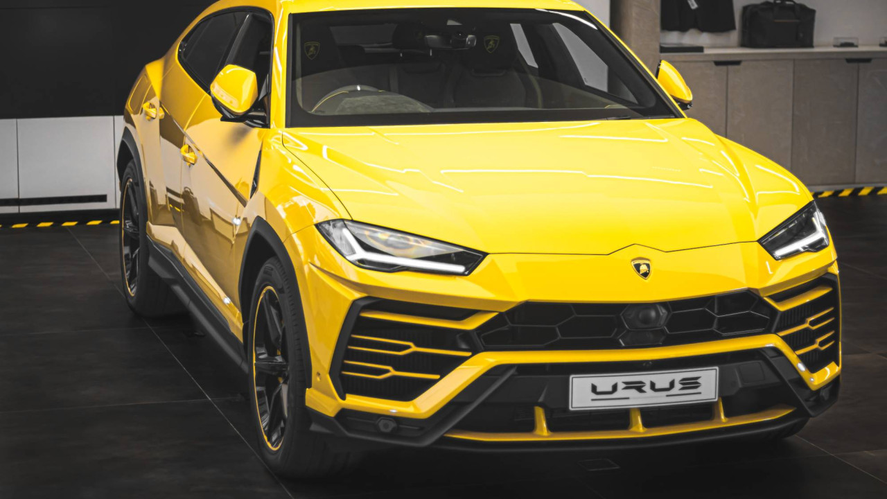 Luxury Car Rentals in Dubai