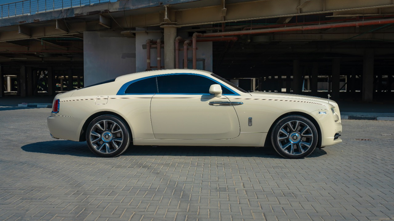 Luxury Car Rentals in Dubai