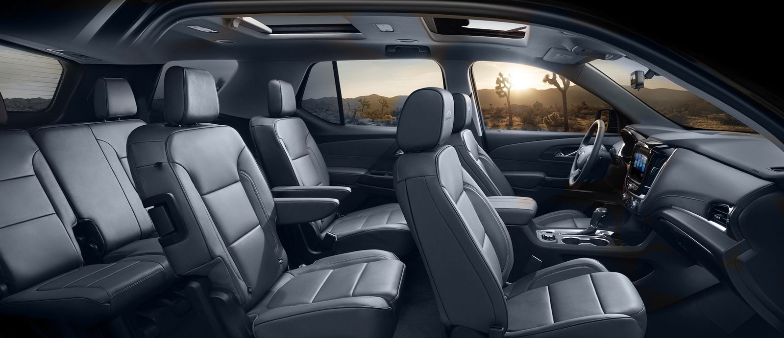 Chevrolet Tahoe interior and exterior views - Image 4