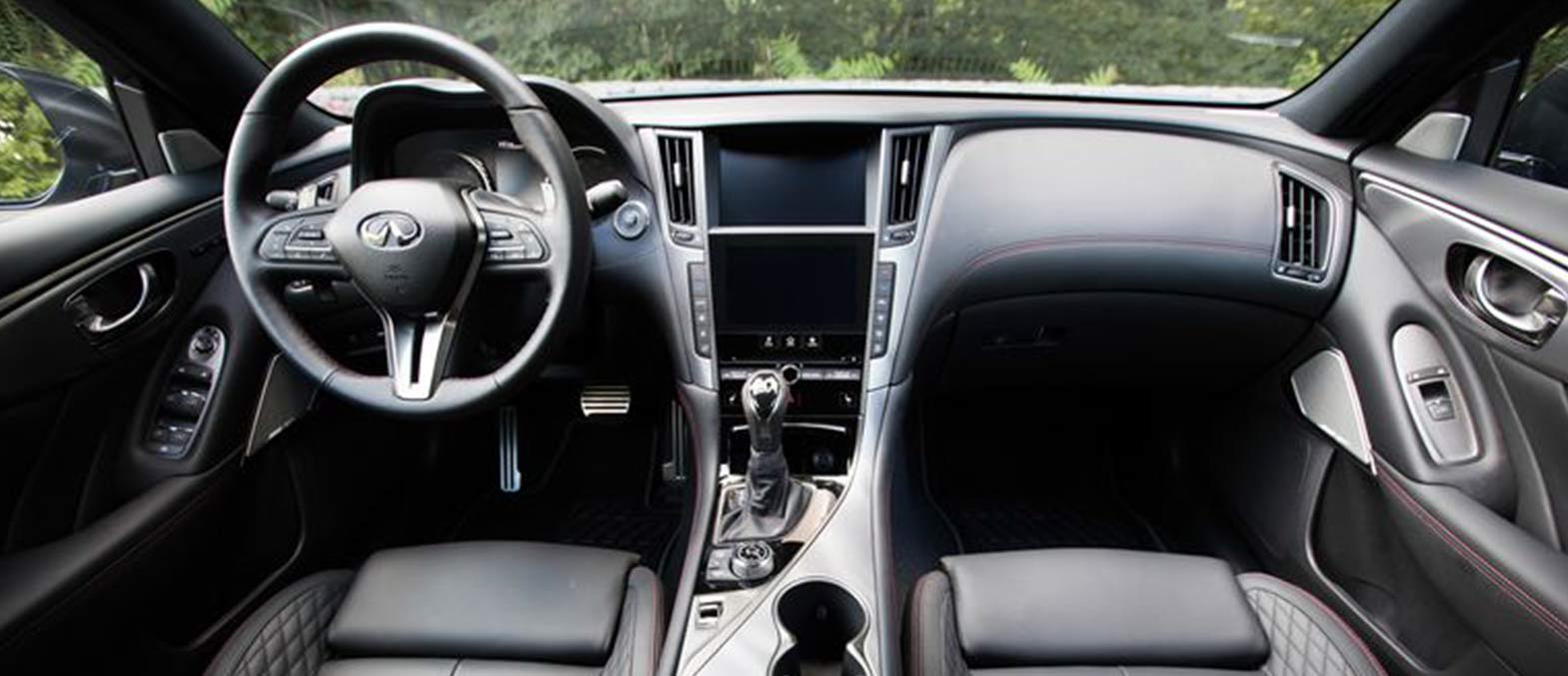 Infiniti Q50 interior and exterior views - Image 2