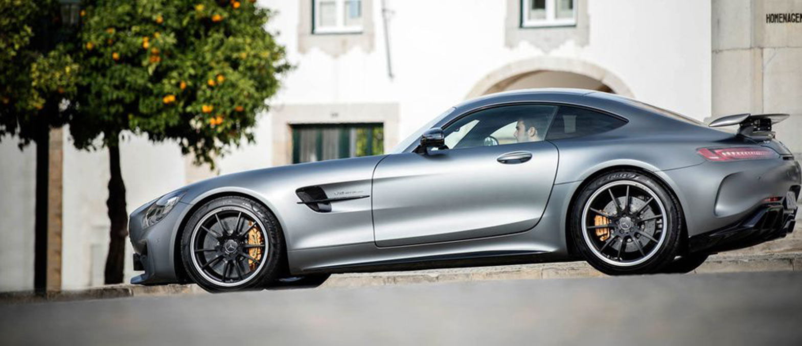 Mercedes Benz GTS AMG interior and exterior views - Image 4