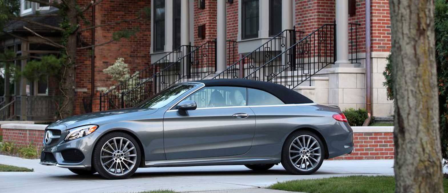 Mercedes C-Class Convertible interior and exterior views - Image 5