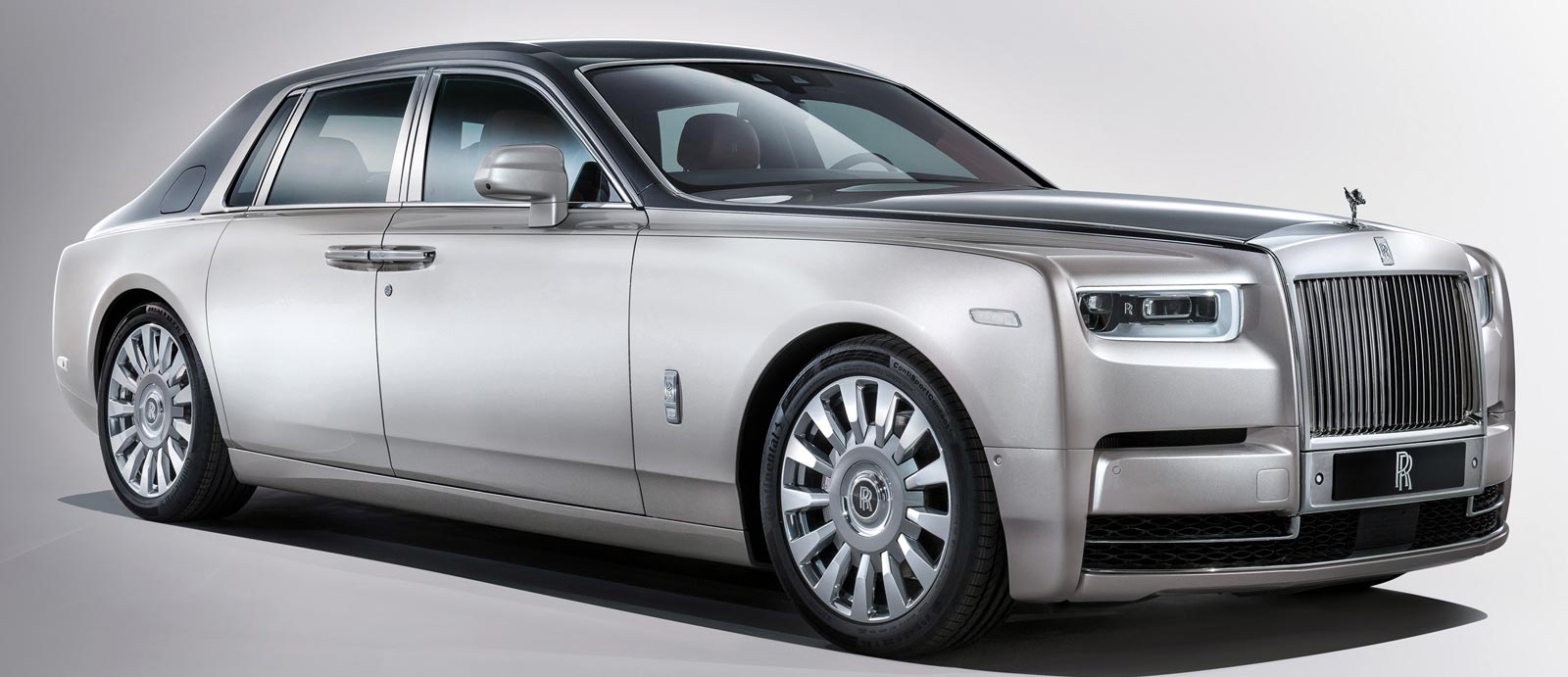 Rolls Royce Phantom interior and exterior views - Image 1