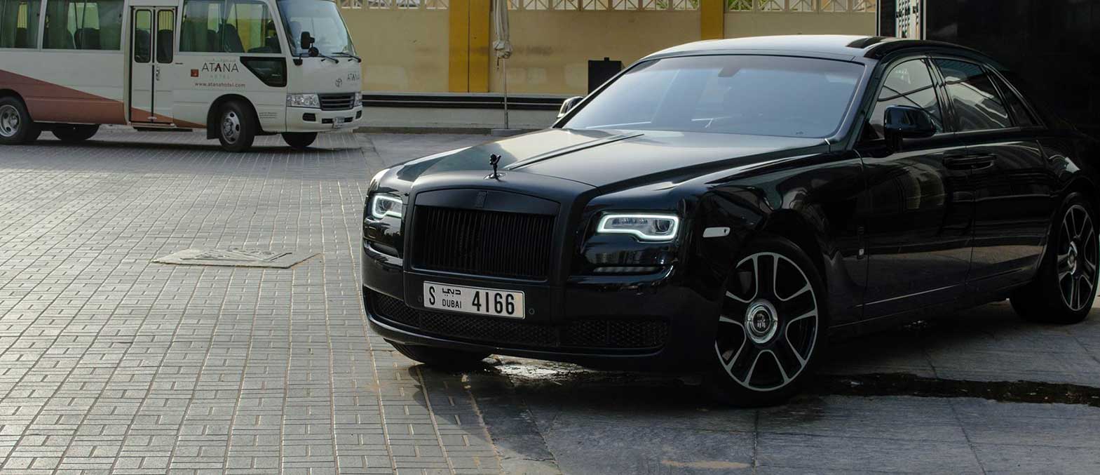 Rolls Royce Ghost interior and exterior views - Image 3