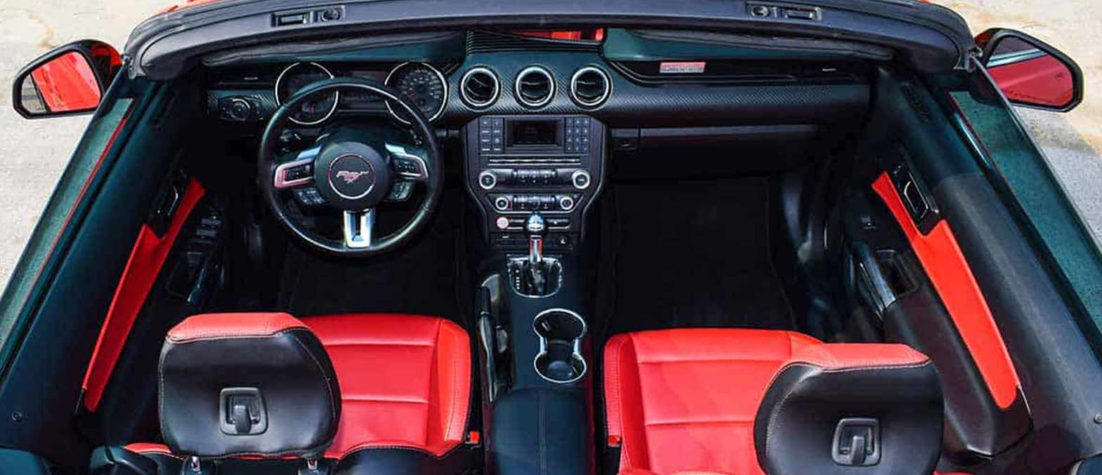 Ford Mustang interior and exterior views - Image 1