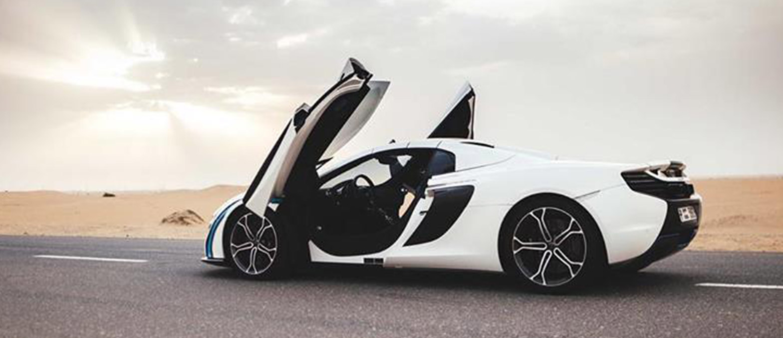 McLaren 650S Spider interior and exterior views - Image 3