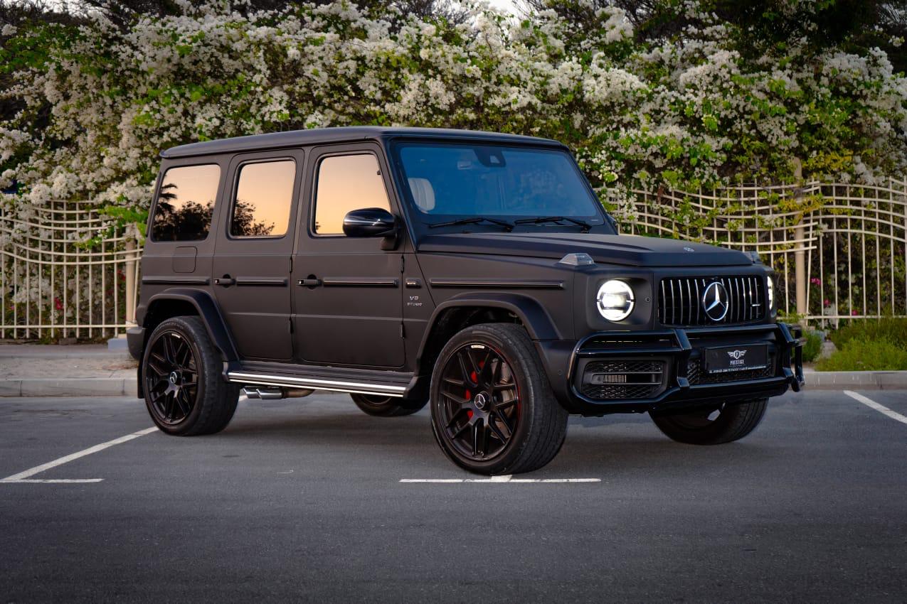 Mercedes G63 interior and exterior views - Image 5