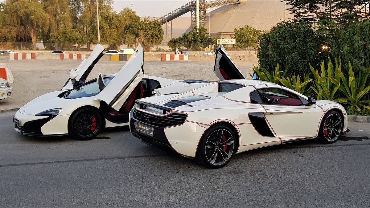 McLaren 650S Spider interior and exterior views - Image 1