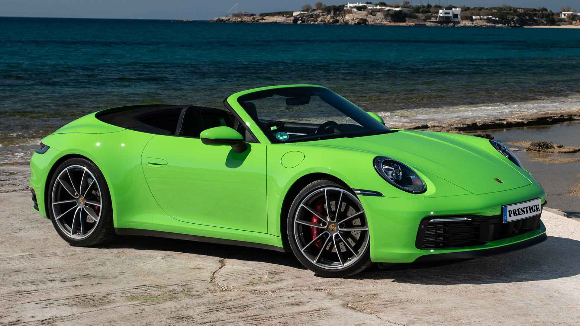Porsche 911 Carrera Cabrio interior and exterior views - Image 5
