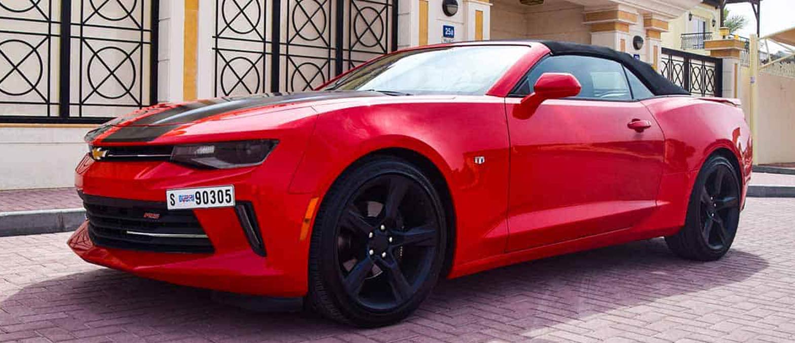 Chevrolet Camaro interior and exterior views - Image 2