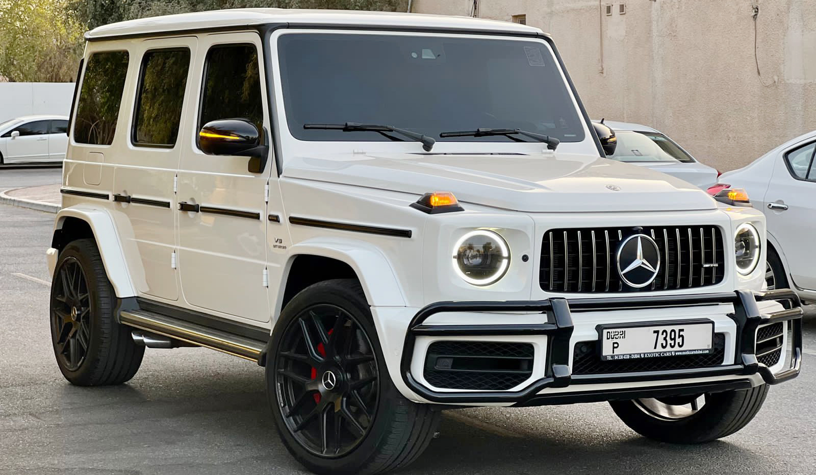 Mercedes G63 interior and exterior views - Image 1