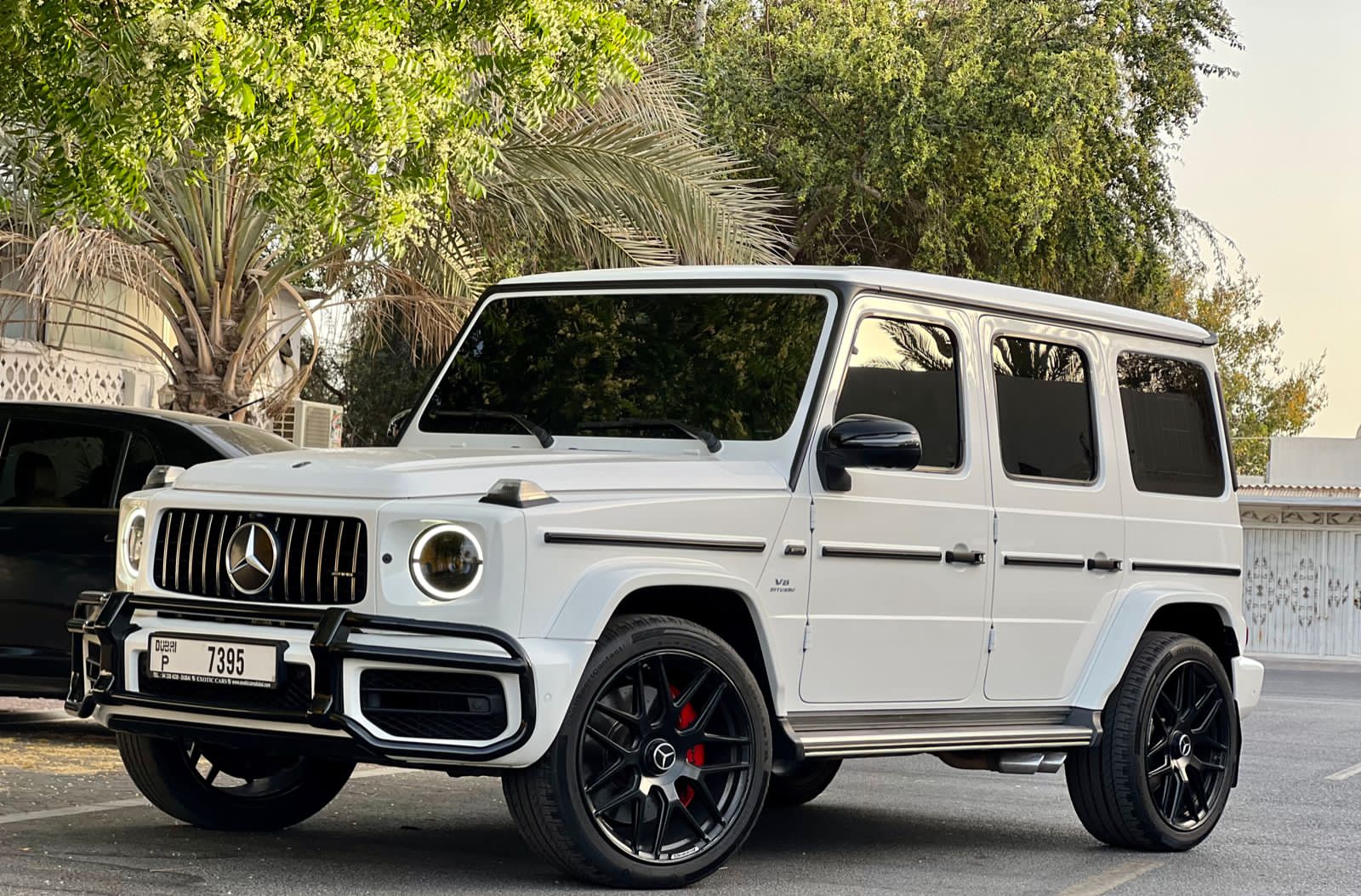 Mercedes G63 interior and exterior views - Image 2