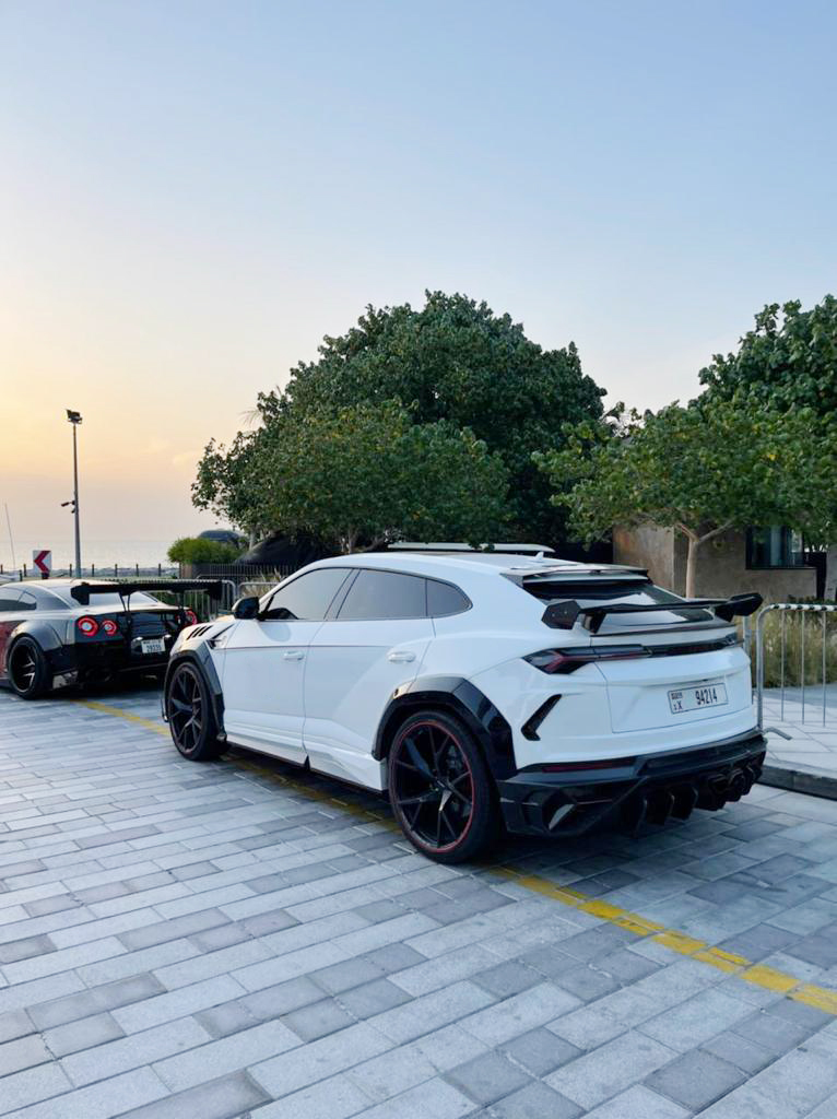 LAMBORGHINI URUS MANSORY interior and exterior views - Image 5