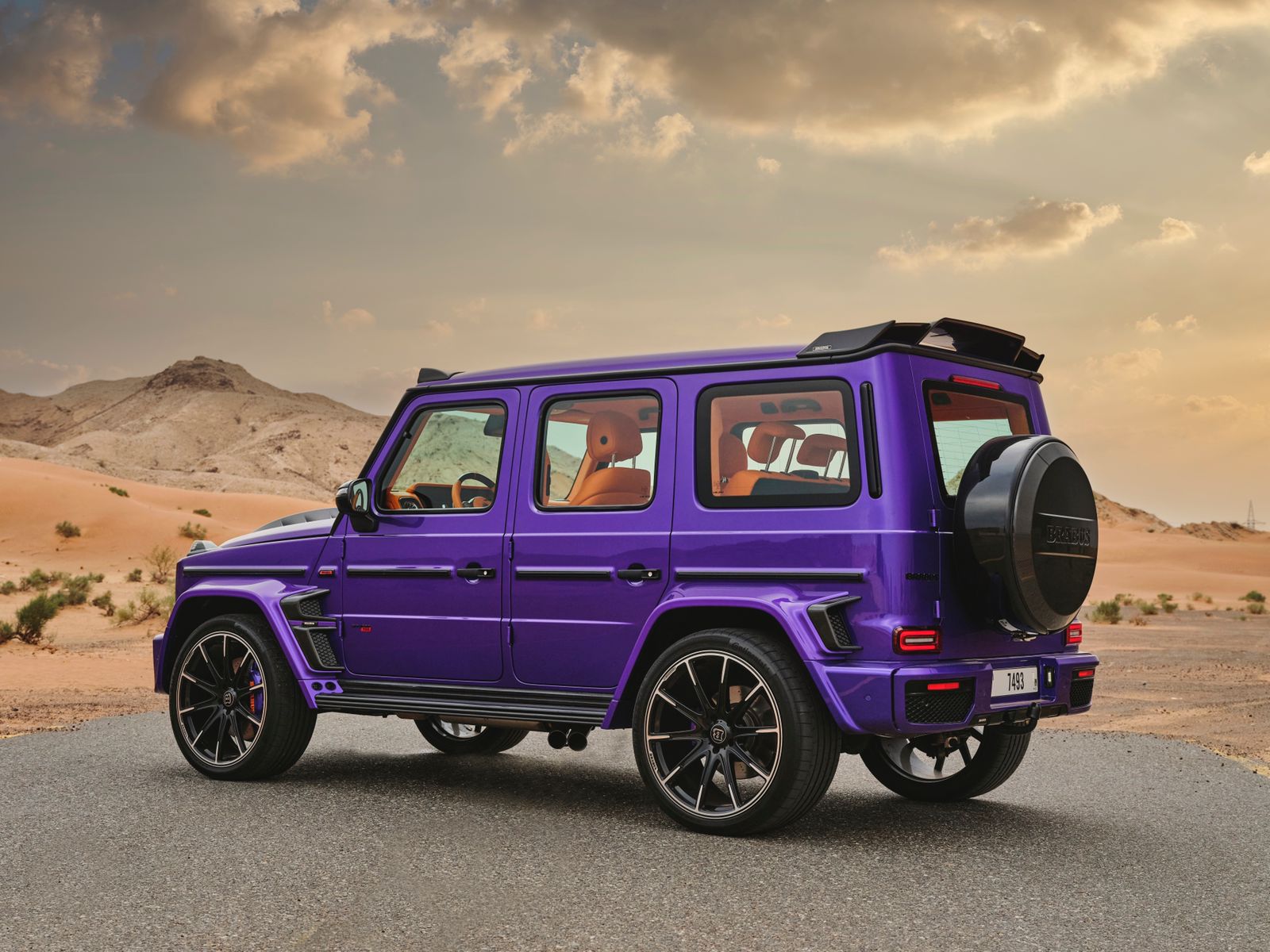 Mercedes G63 Brabus kit interior and exterior views - Image 4