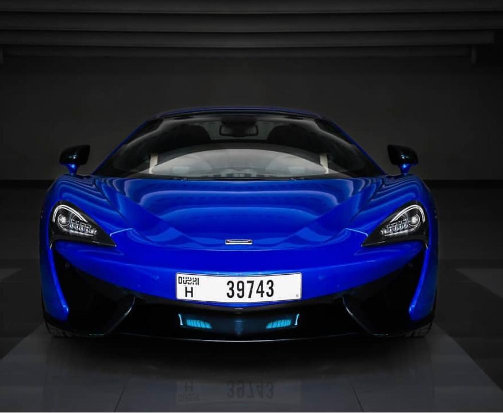 McLaren 570S interior and exterior views - Image 5