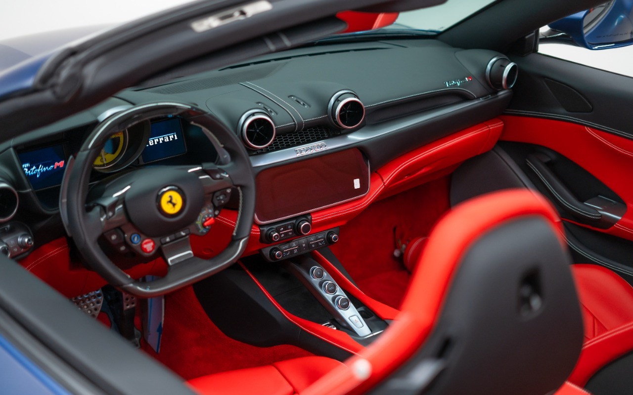Ferrari Portofino M interior and exterior views - Image 6