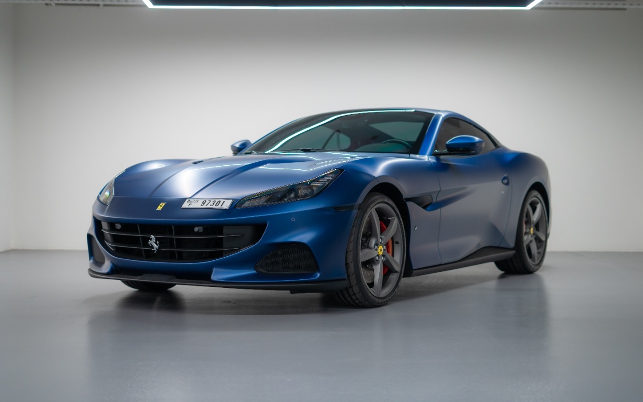 Ferrari Portofino M interior and exterior views - Image 2
