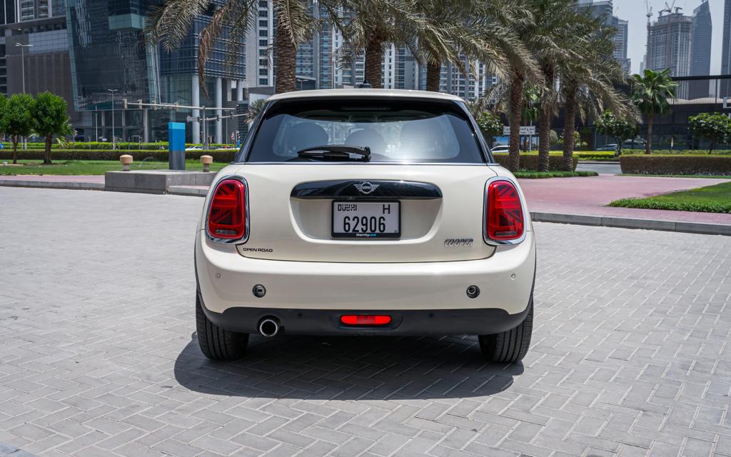 Mini Cooper interior and exterior views - Image 1
