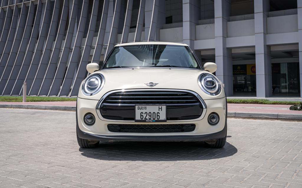 Mini Cooper interior and exterior views - Image 3