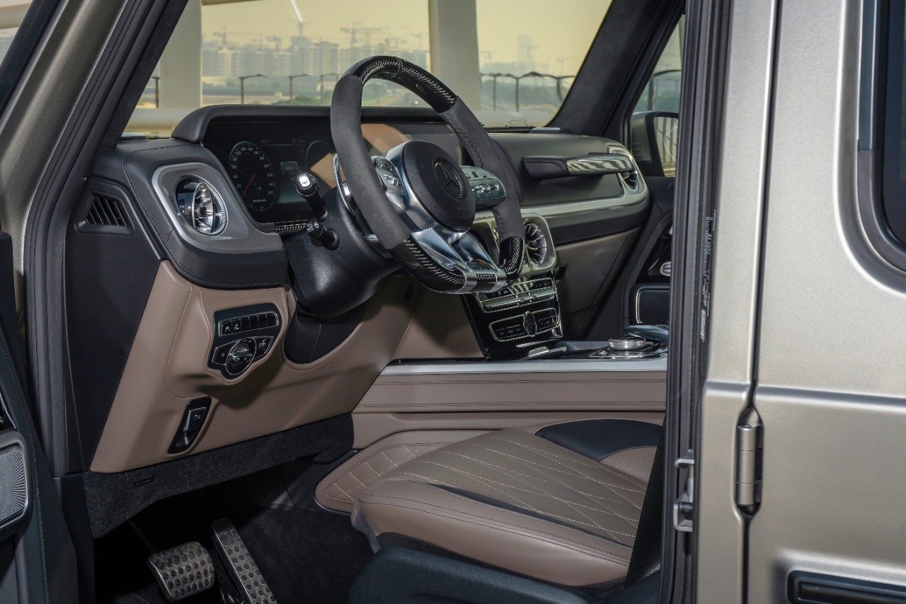 Mercedes G63 interior and exterior views - Image 5