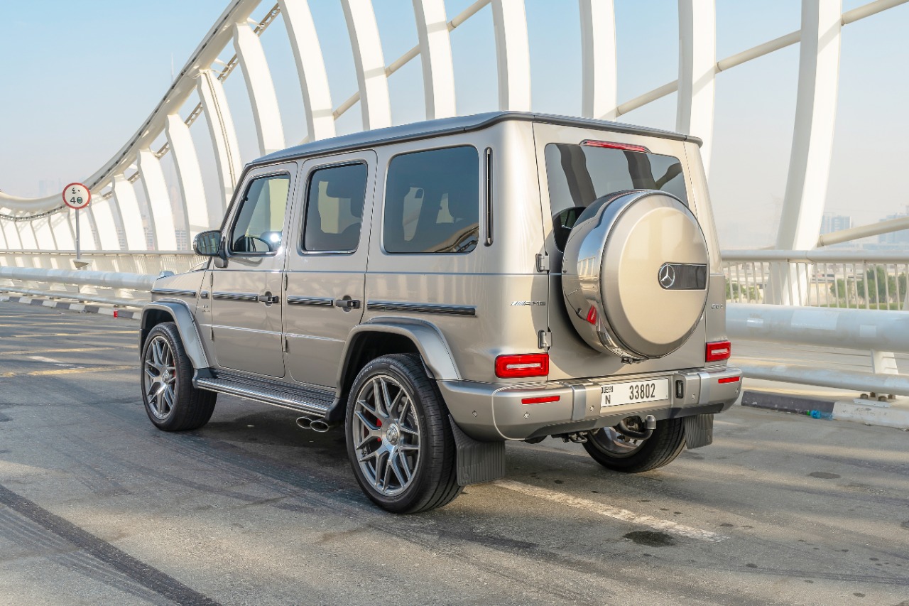 Mercedes G63 interior and exterior views - Image 4