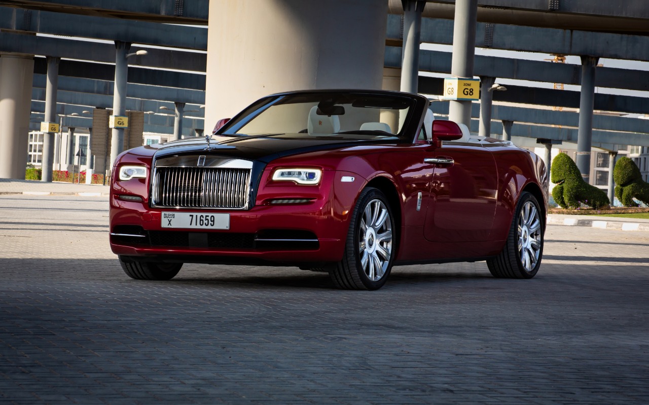 Rolls Royce Dawn interior and exterior views - Image 2