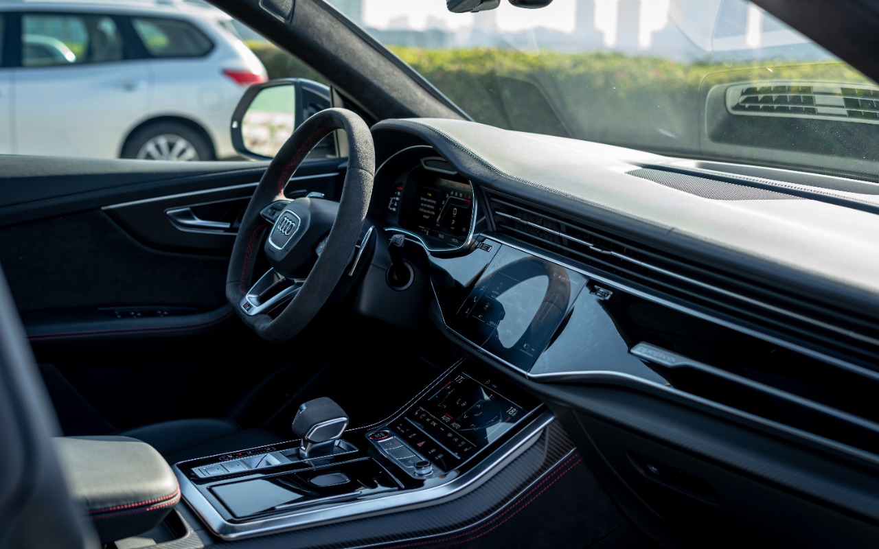 AUDI RSQ8 interior and exterior views - Image 4