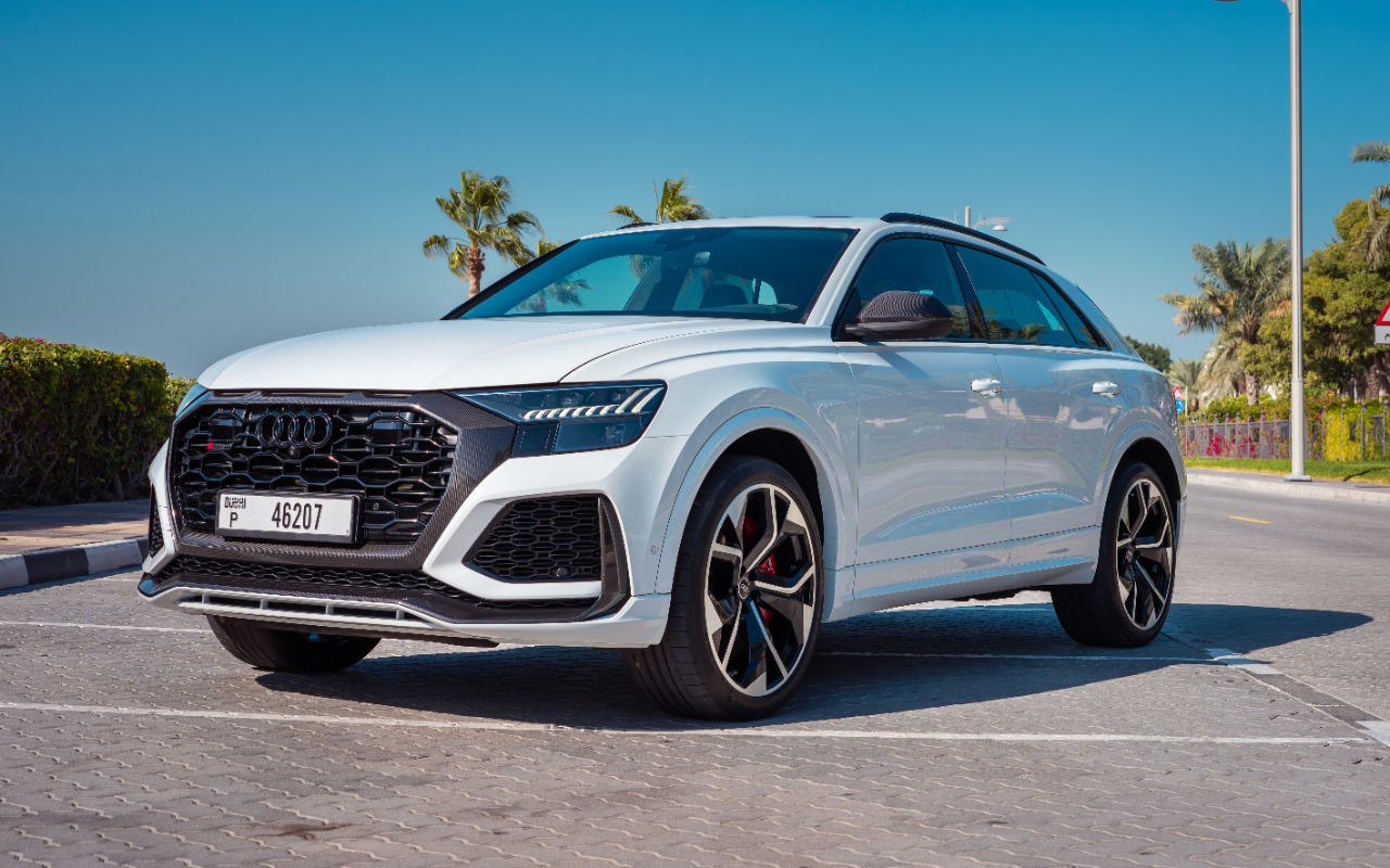 AUDI RSQ8 interior and exterior views - Image 1