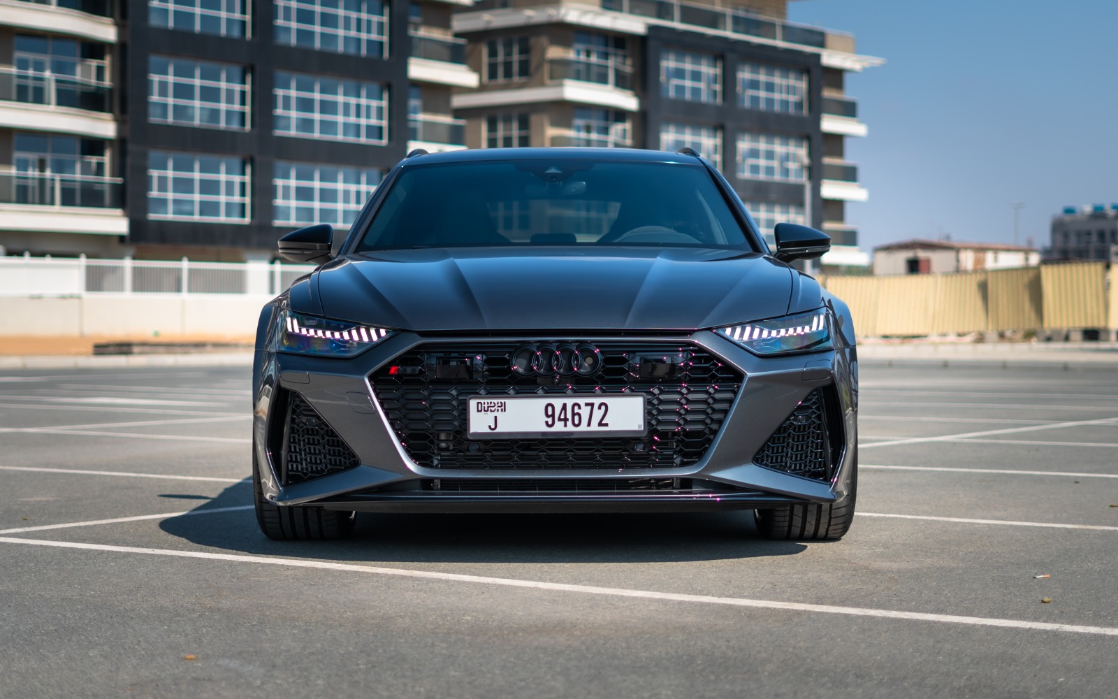 Audi RS6 interior and exterior views - Image 1