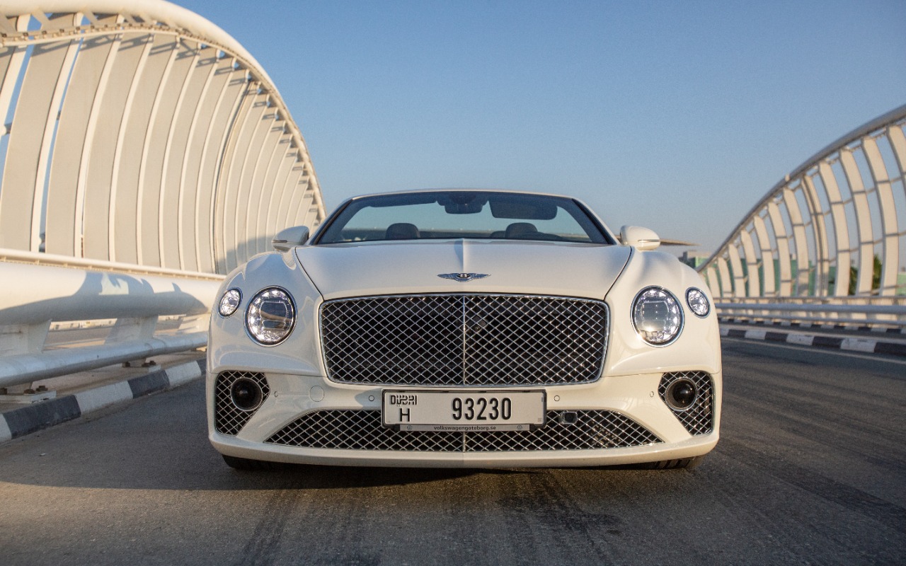 Bentley Continental GTC V12 interior and exterior views - Image 1