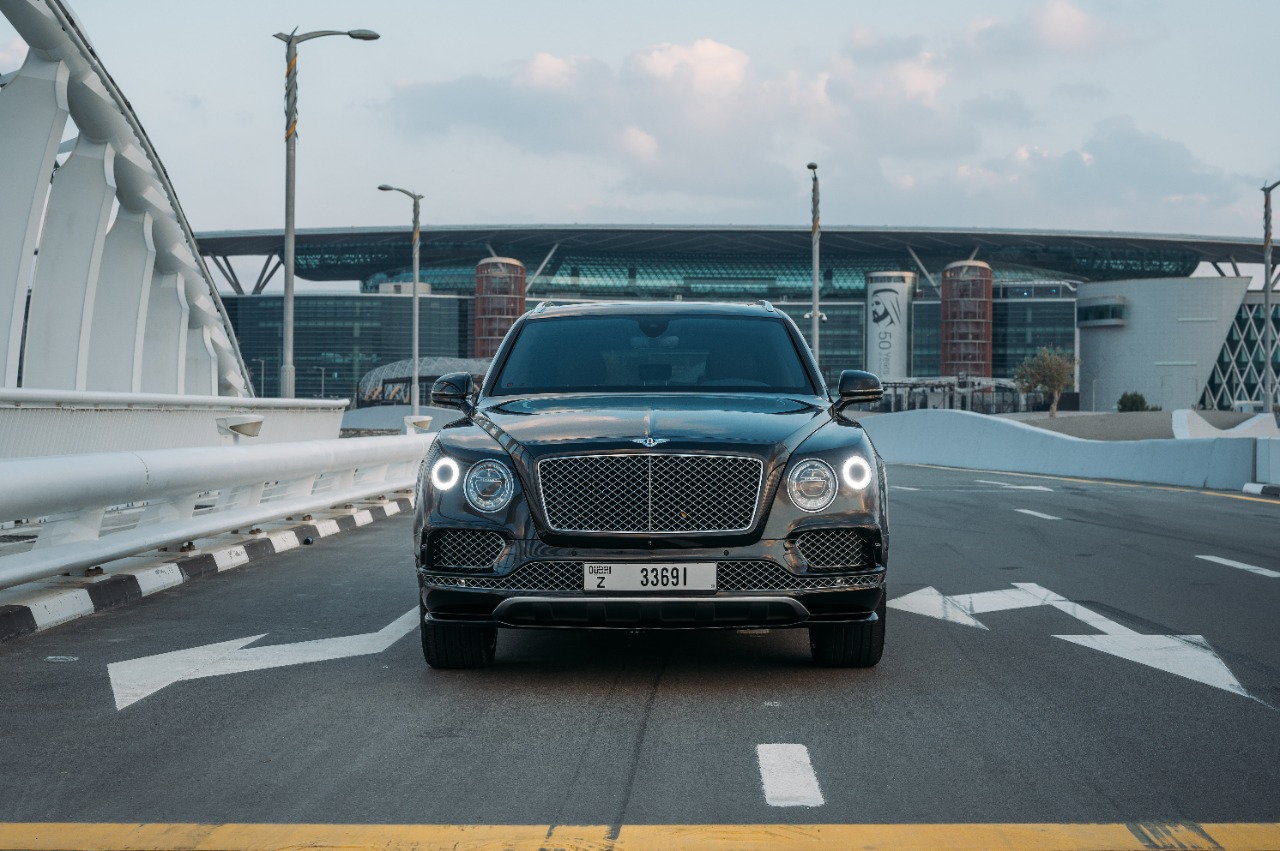 Bentley Bentayga interior and exterior views - Image 2