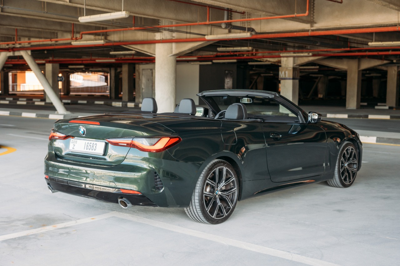 BMW 430i cabrio interior and exterior views - Image 3