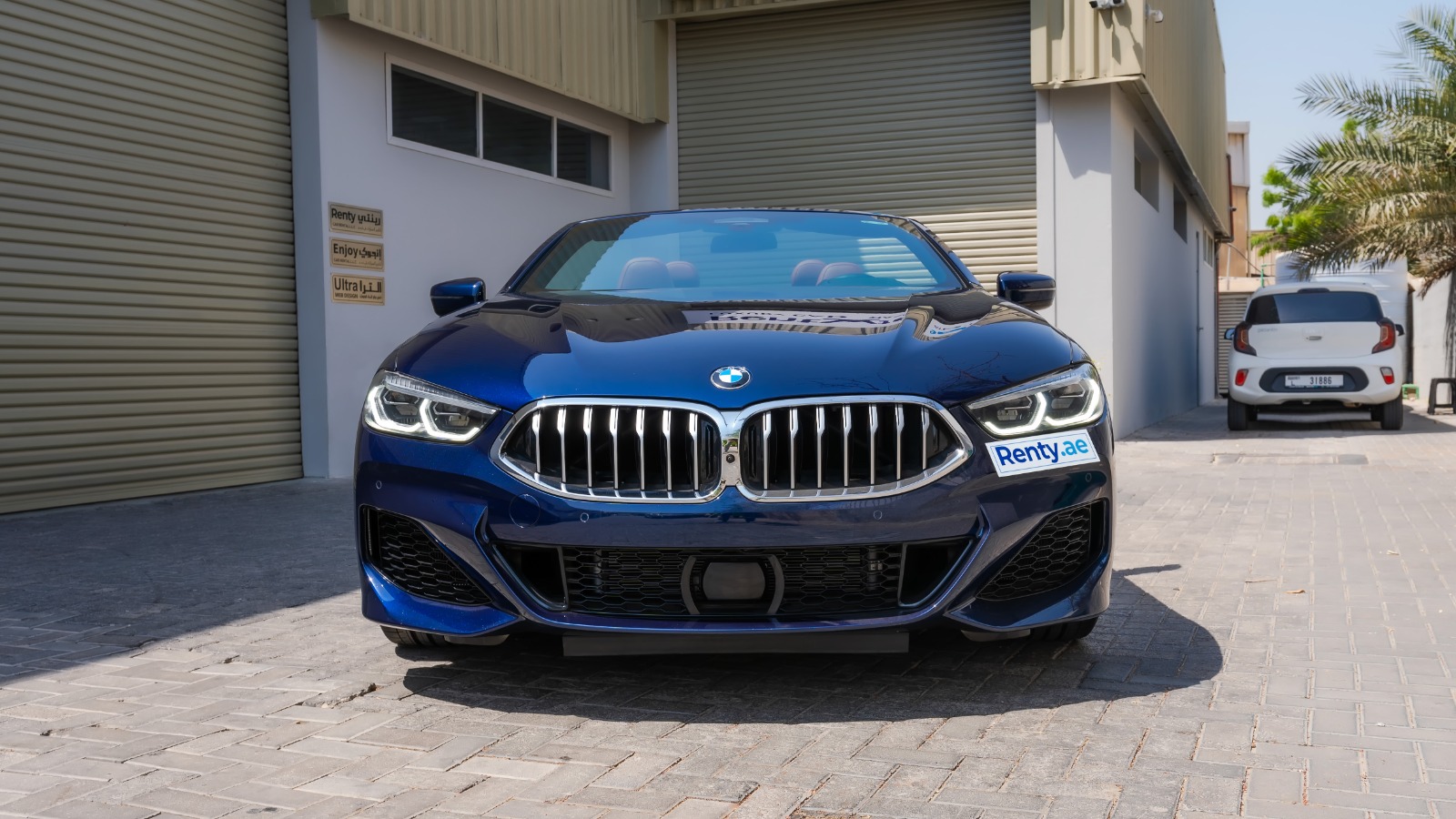 BMW 840i cabrio interior and exterior views - Image 3