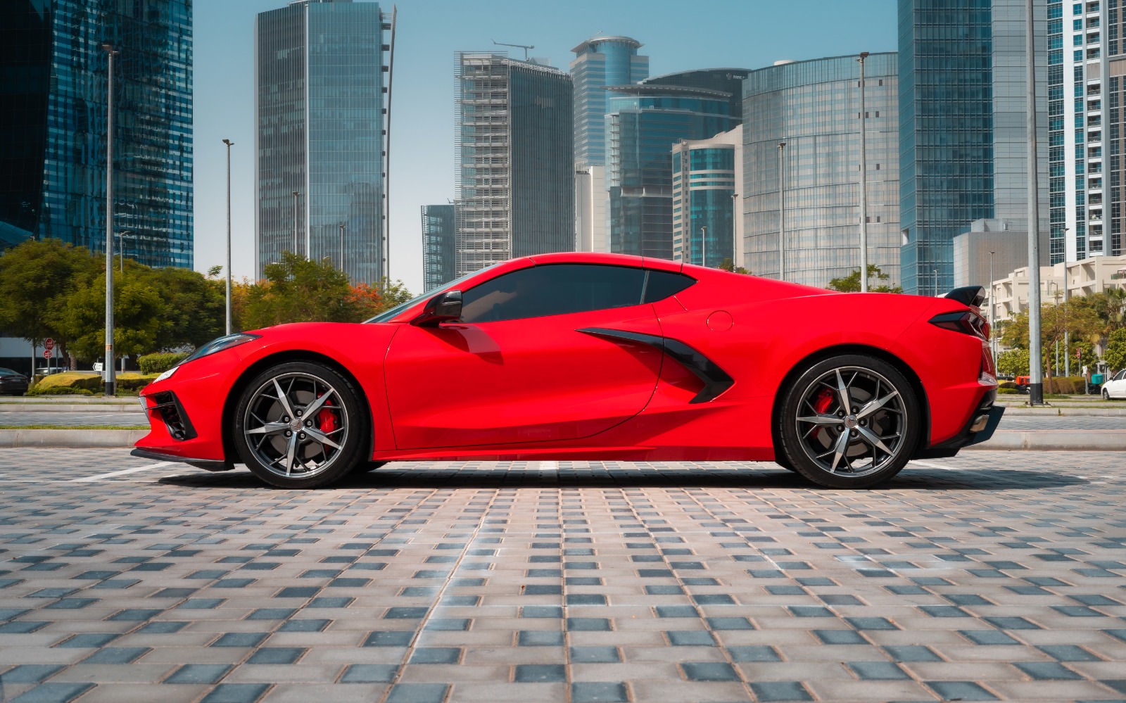 Chevrolet Corvette C8 Spyder interior and exterior views - Image 3