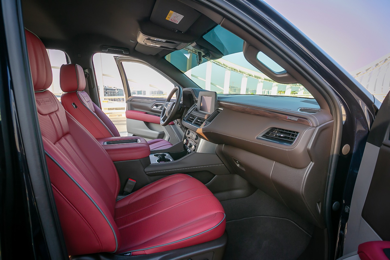 Chevrolet Tahoe interior and exterior views - Image 4