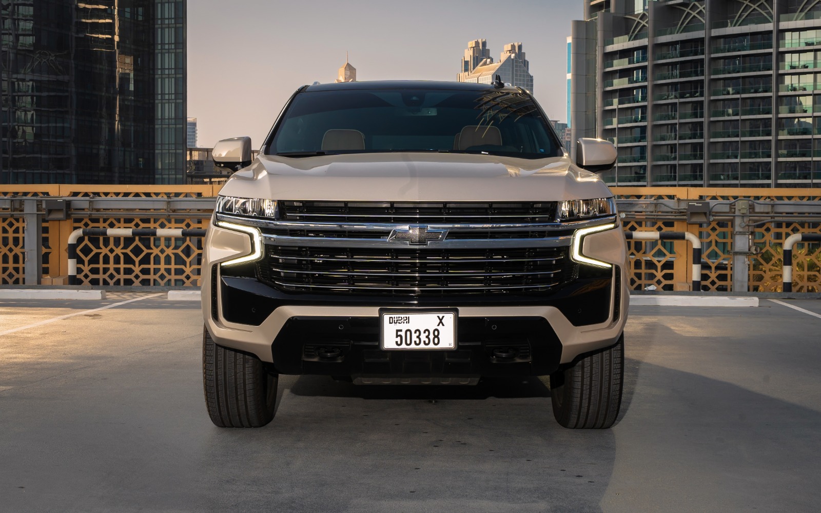 Chevrolet Tahoe interior and exterior views - Image 1