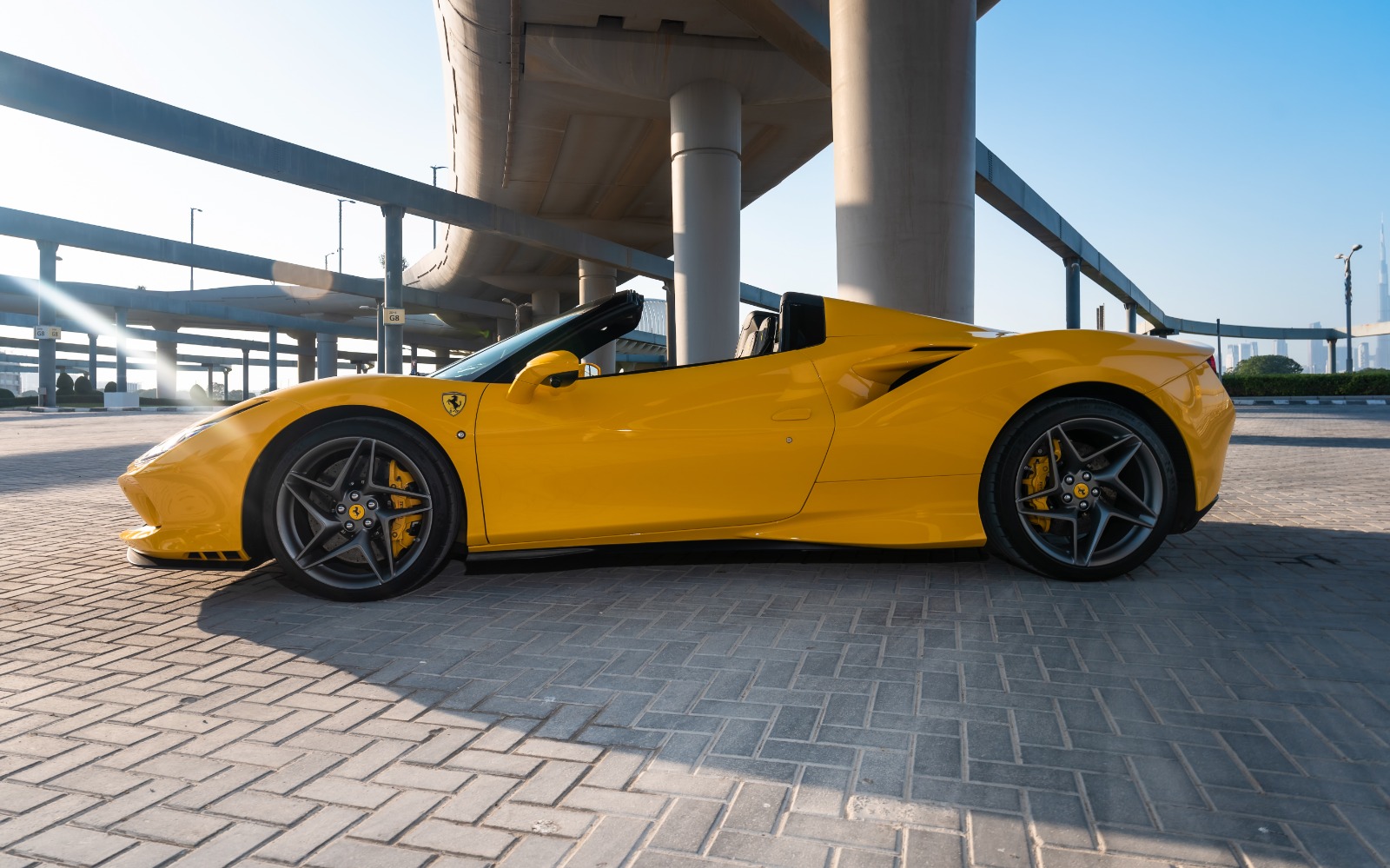 Ferrari F8 Tributo Spyder interior and exterior views - Image 4