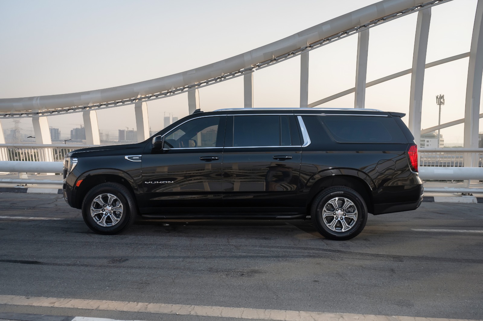 GMC Yukon XL interior and exterior views - Image 1