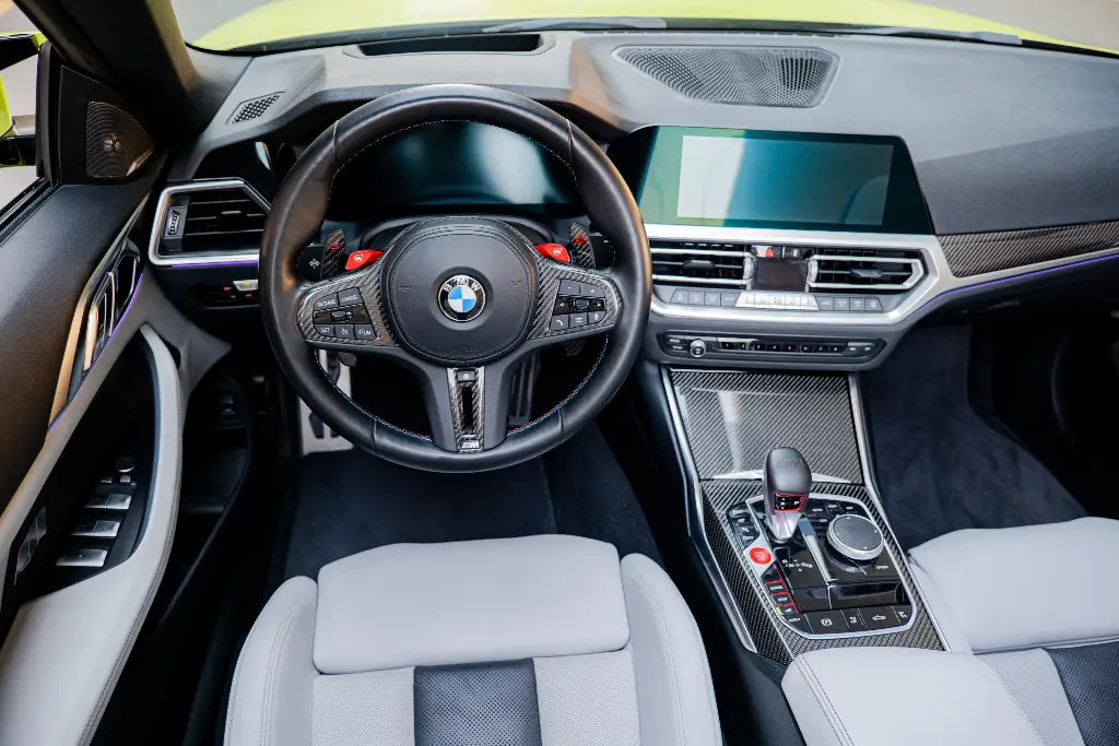 BMW M4 Competition interior and exterior views - Image 4