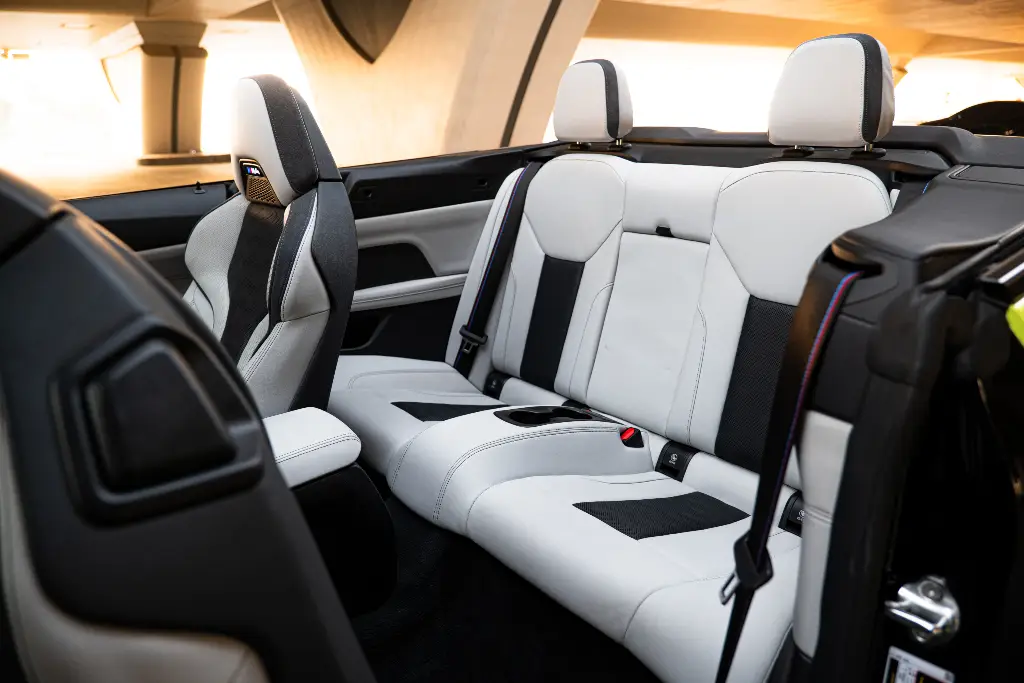 BMW M4 Competition interior and exterior views - Image 5