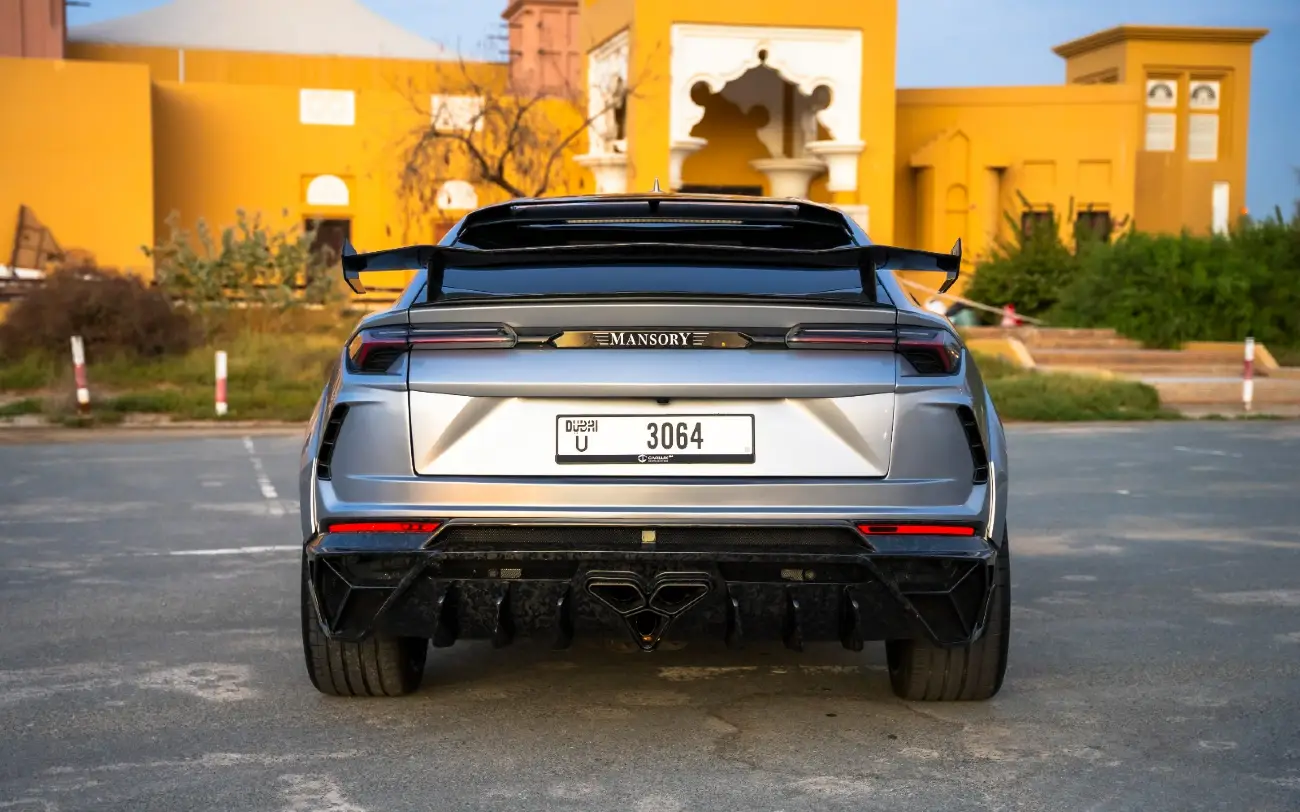 Lamborghini Urus Mansory Kit interior and exterior views - Image 4