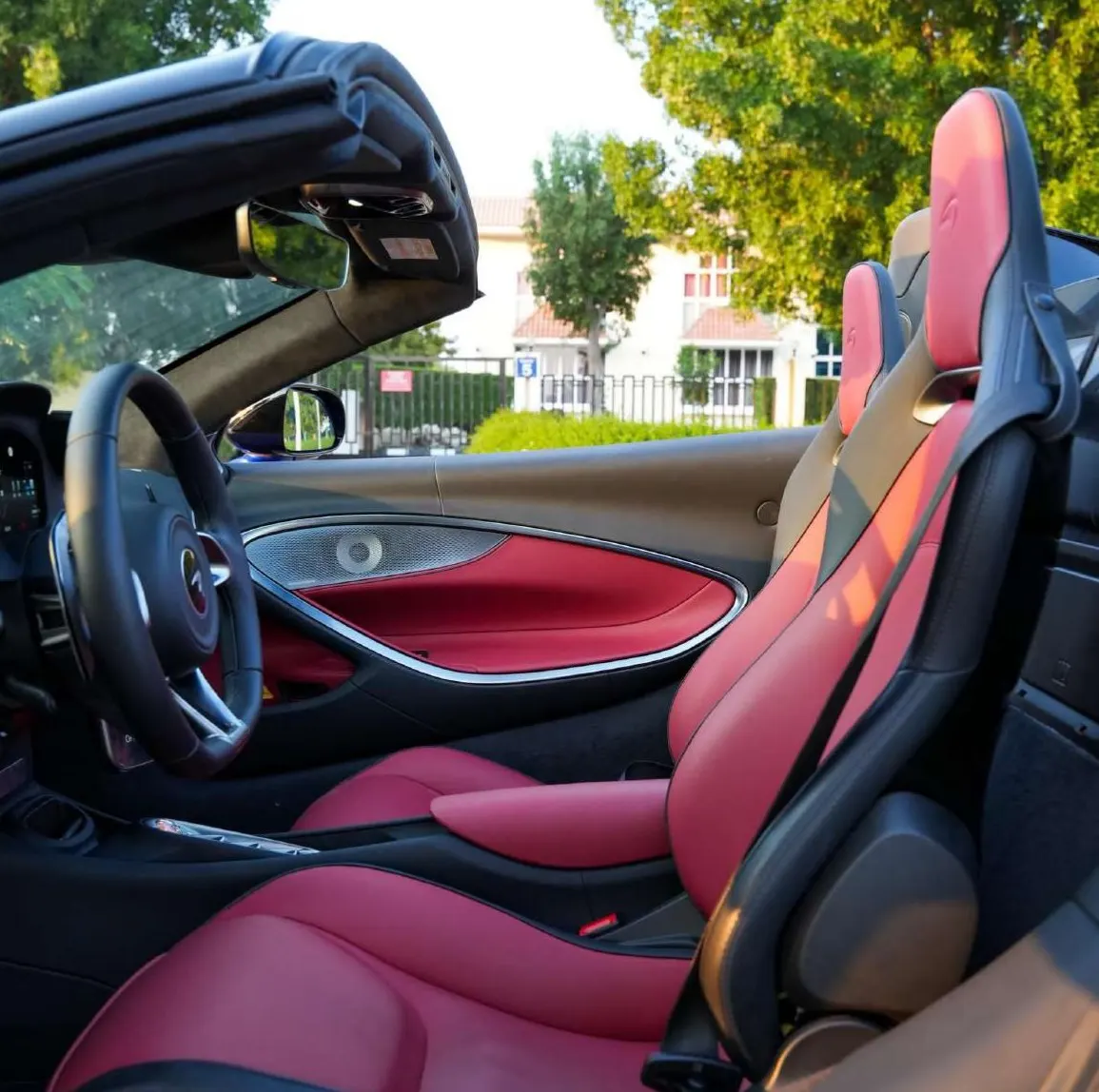 McLaren Artura spider interior and exterior views - Image 6