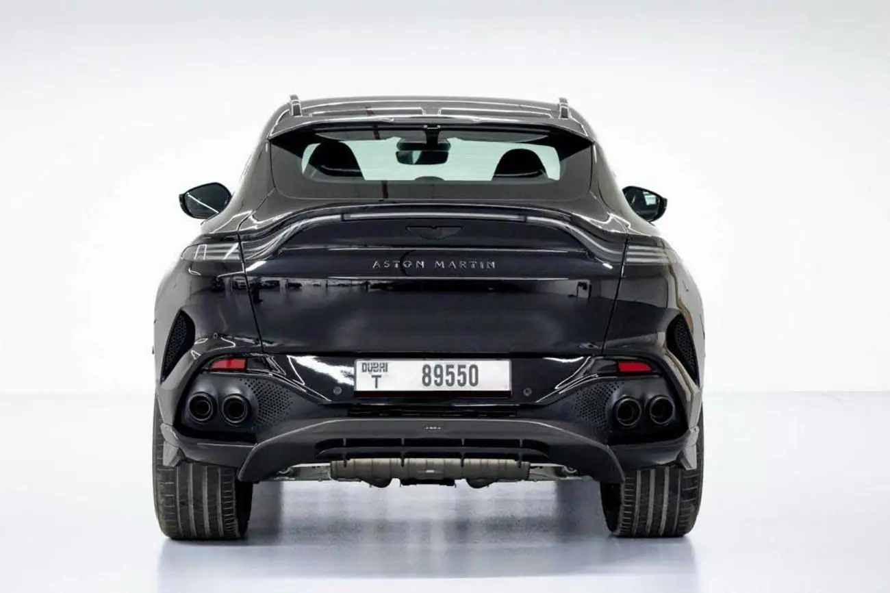Aston Martin DBX 707 interior and exterior views - Image 3