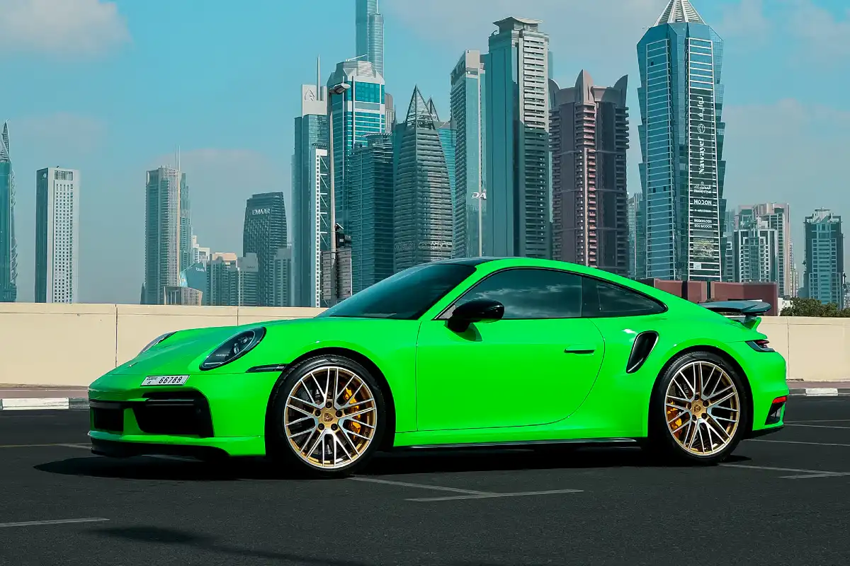 Porsche 911 Turbo interior and exterior views - Image 2
