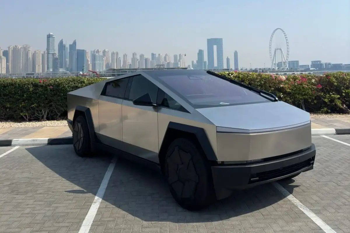 Rent Tesla Cybertruck Dual Motor in Dubai