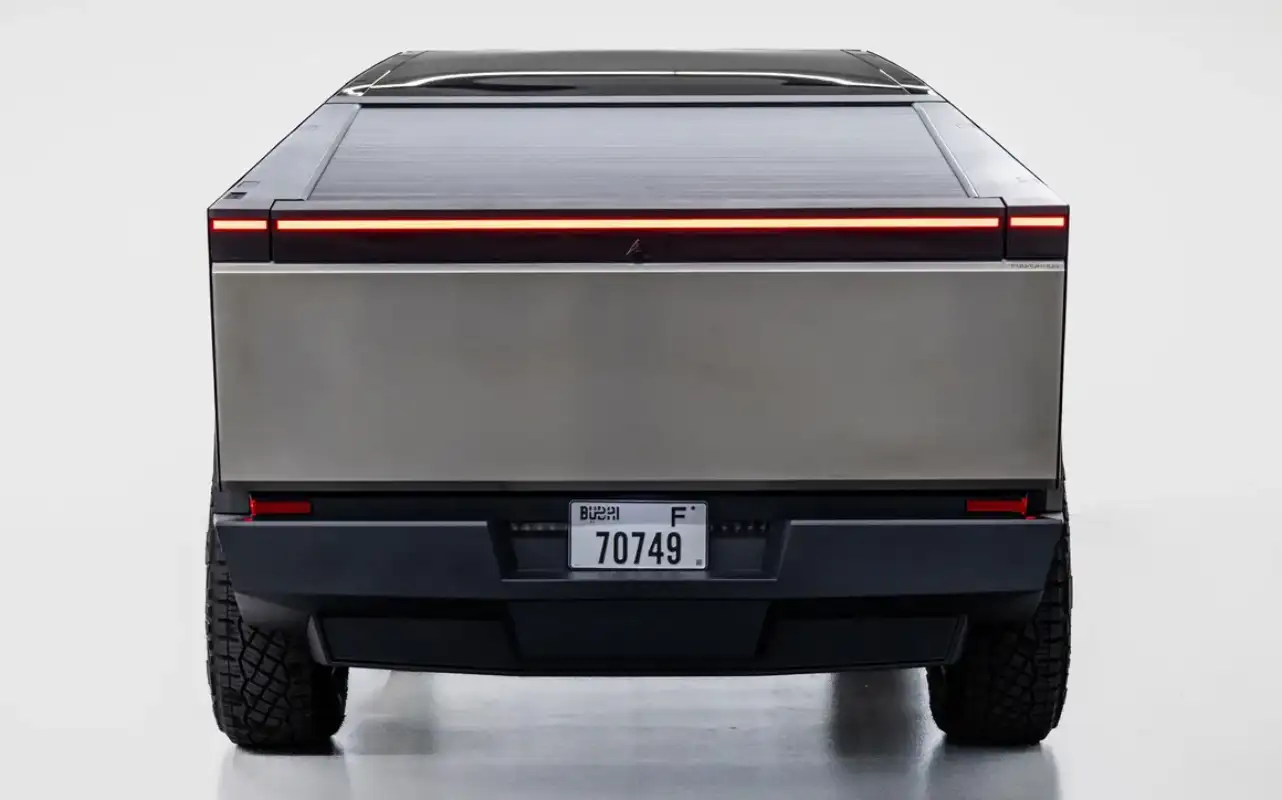 Tesla Cyber Truck interior and exterior views - Image 5