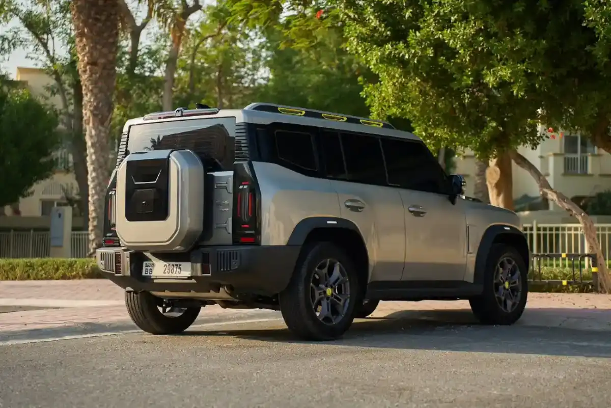 Jetour T2 interior and exterior views - Image 2