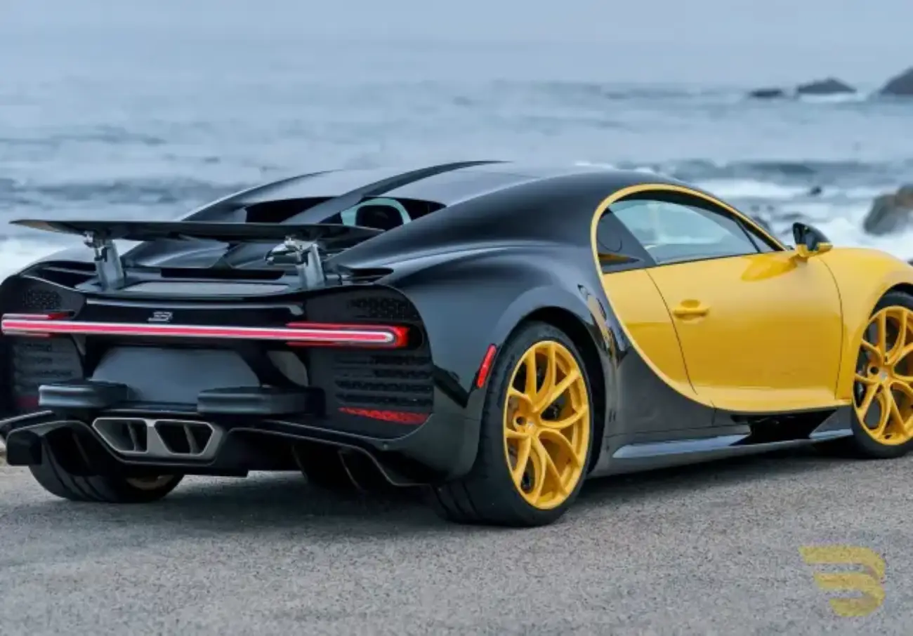 Bugatti Chiron interior and exterior views - Image 3