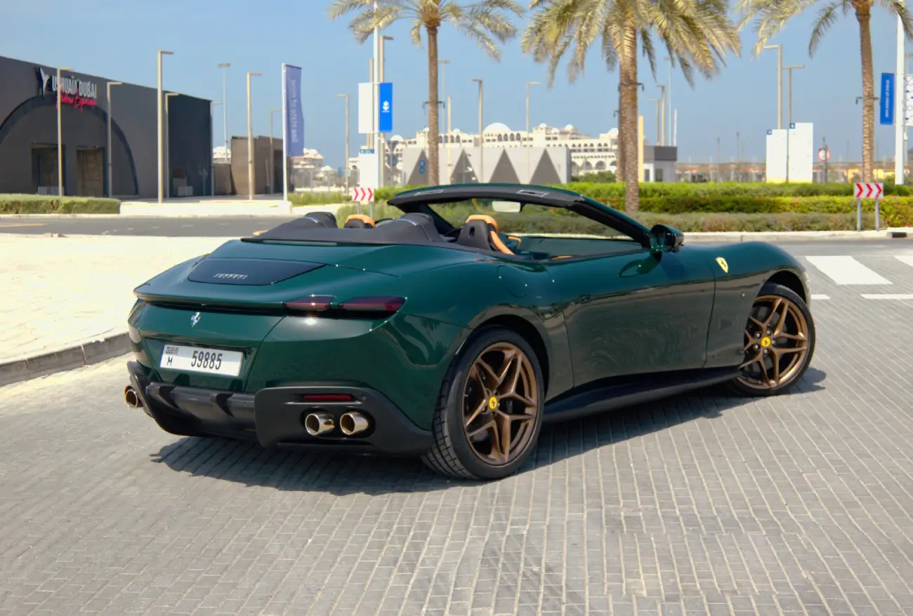Ferrari Roma Spider interior and exterior views - Image 3