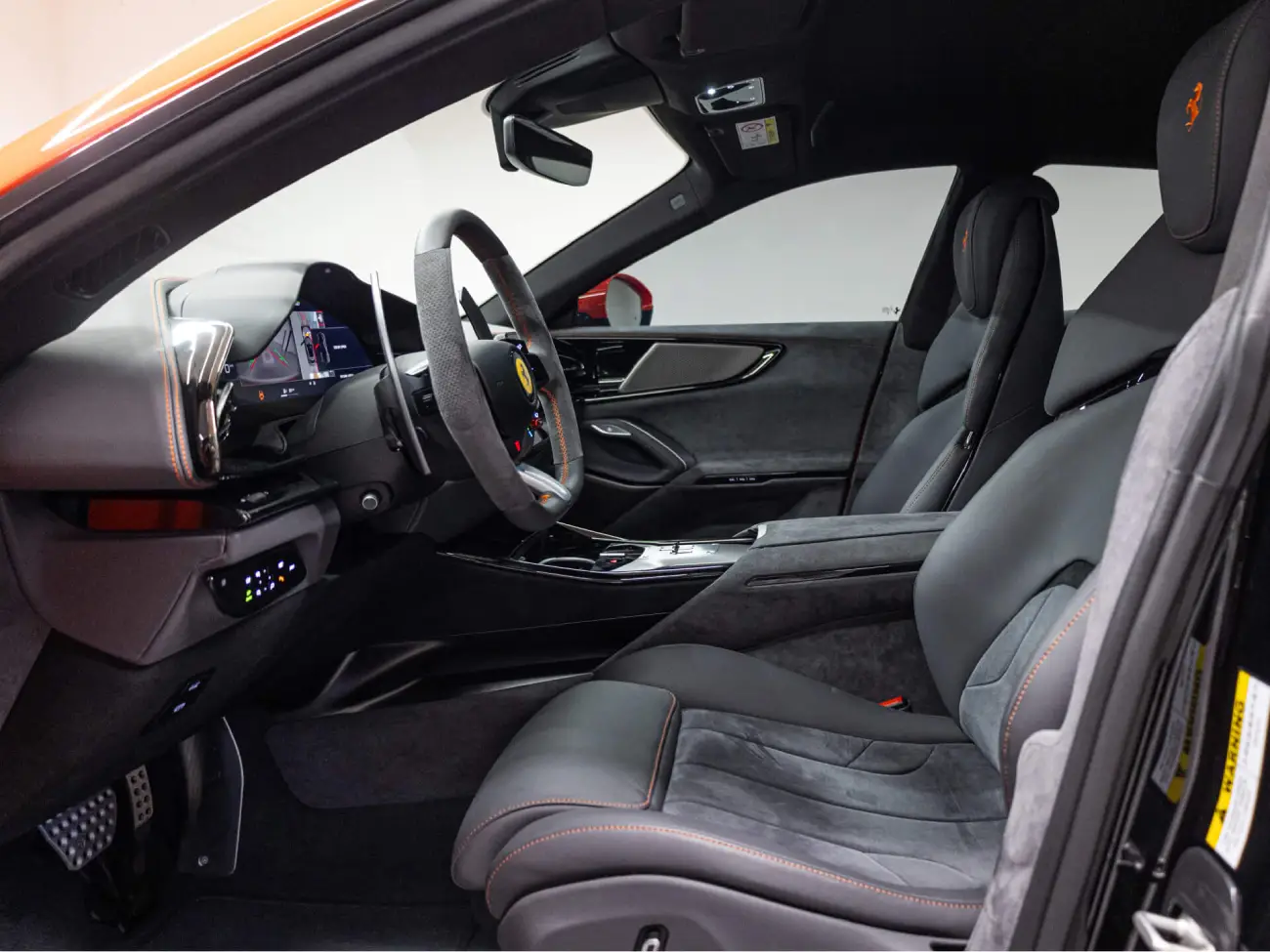 Ferrari Purosangue interior and exterior views - Image 4